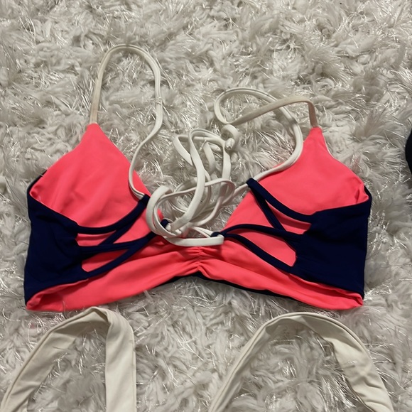 L space bikini tops - Picture 6 of 7